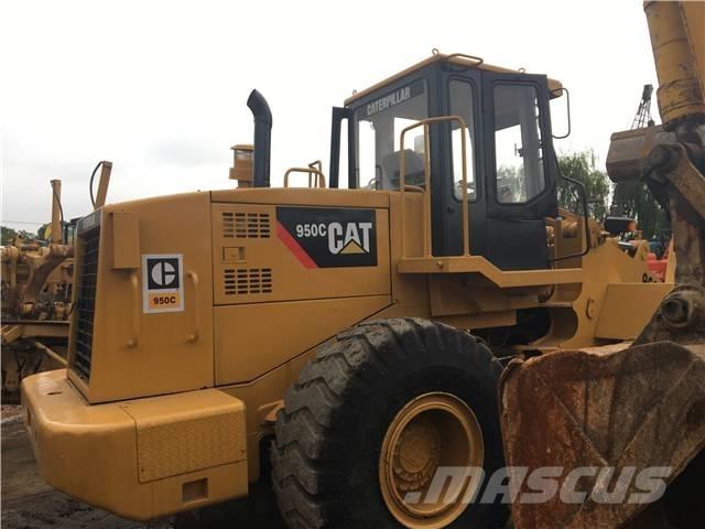 CAT 950C Kolesni nakladalci