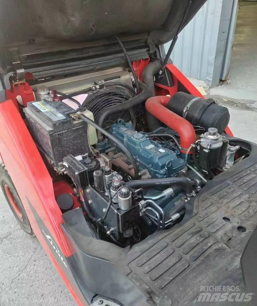 Linde H 30 D Dizelski viličarji