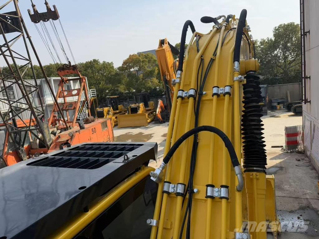 Komatsu PC200-8N1 Midi bagri 7t – 12t