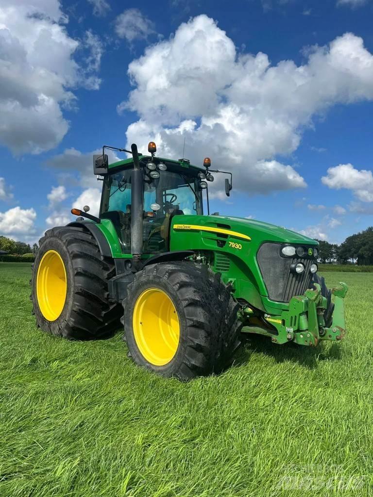 John Deere 7930 Traktorji