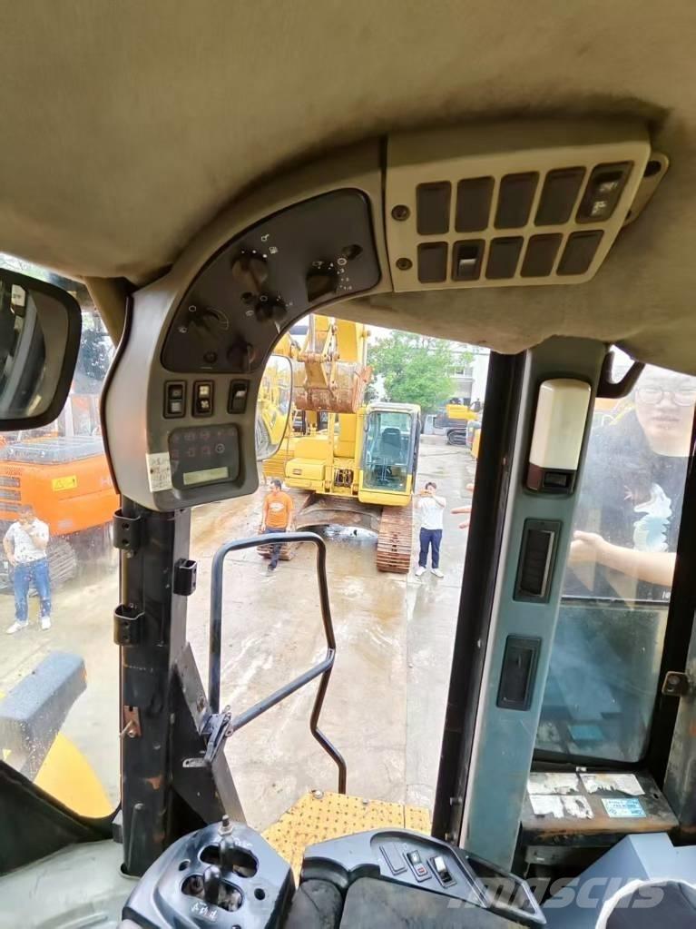 CAT 980 G Kolesni nakladalci