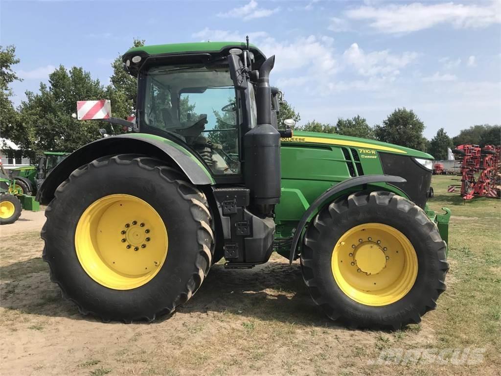John Deere 7310R Traktorji
