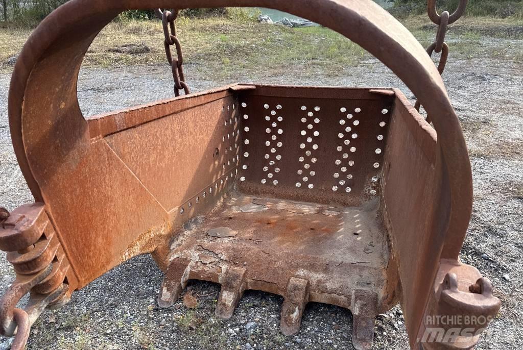 Nobas UB1252-1 Vlečni bagri