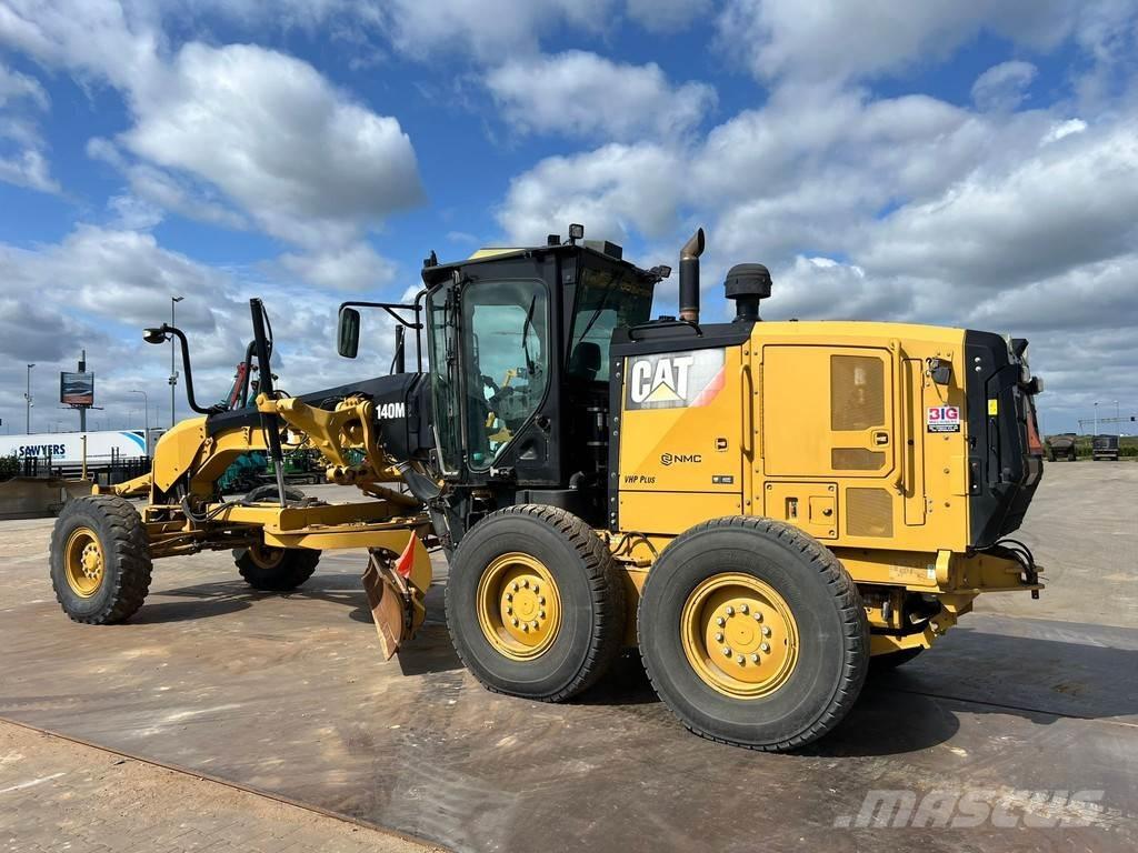 CAT 140M2 Grederji