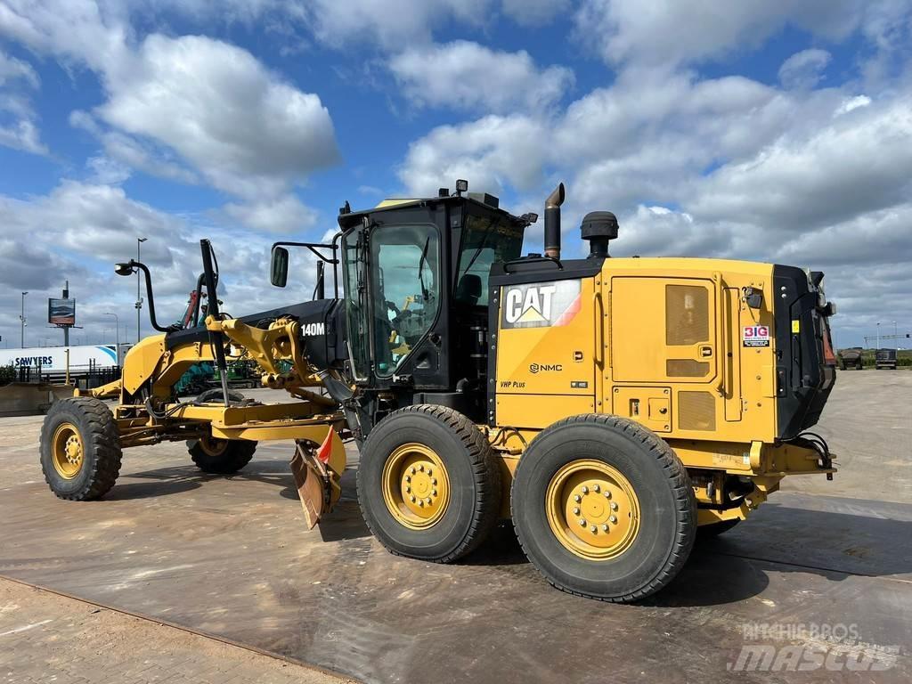 CAT 140M2 Grederji