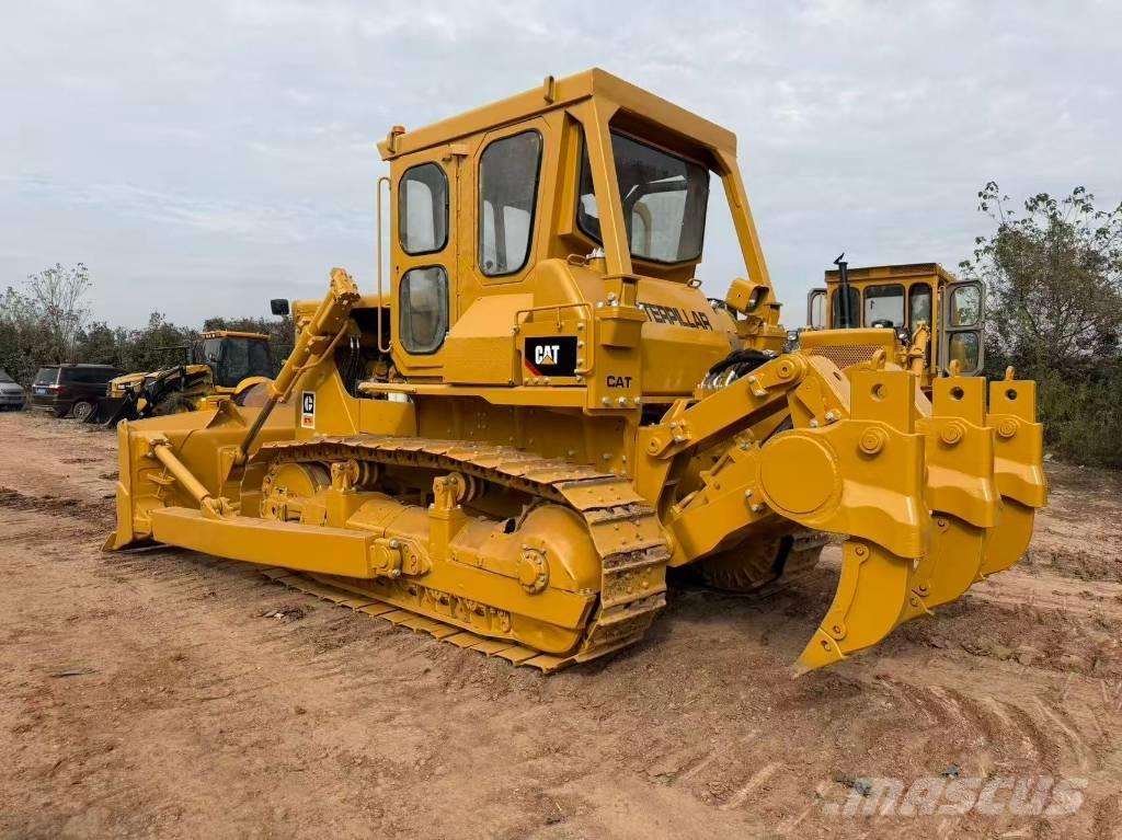 CAT D7G Buldožerji goseničarji