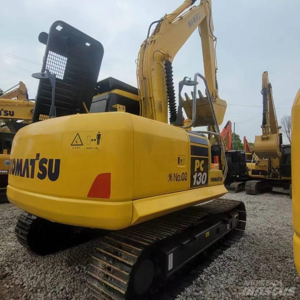 Komatsu PC 130 Bagri goseničarji