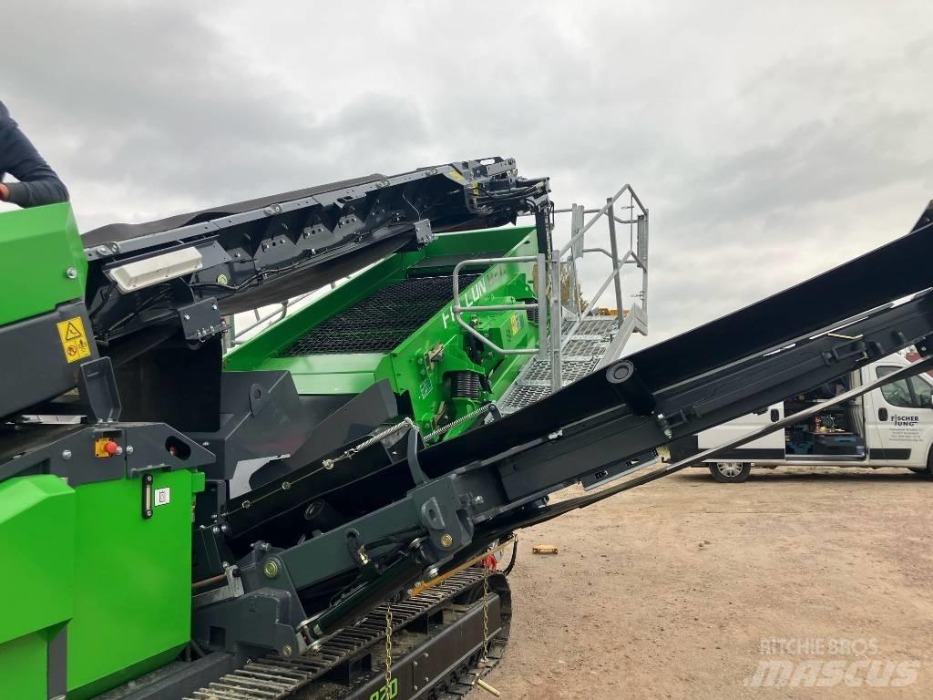 Terex Falcon 820 Mobilna sita