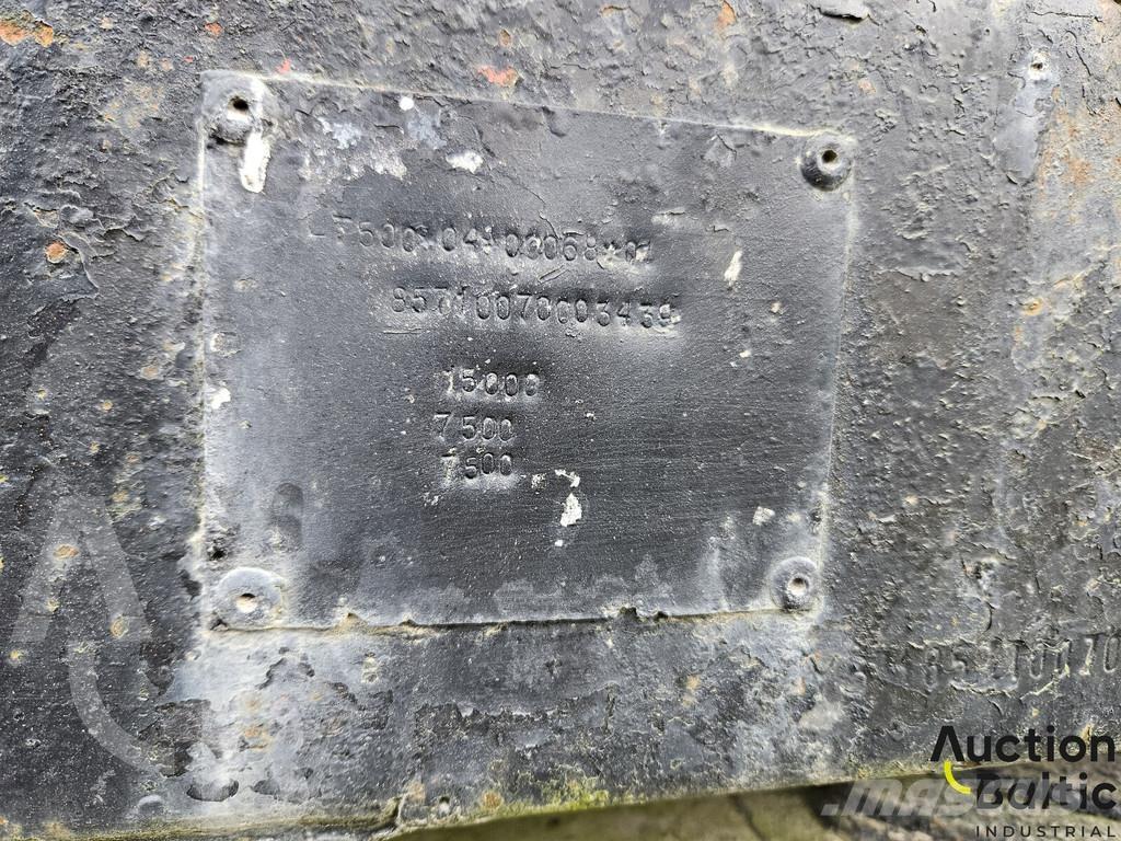 MAZ 857100 Polprikolice s ponjavo