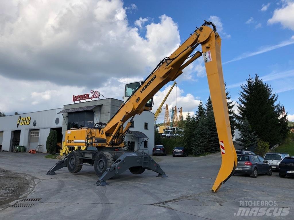 Liebherr A 934 C HD Bagri za prekladanje primarnih/sekundarnih surovin
