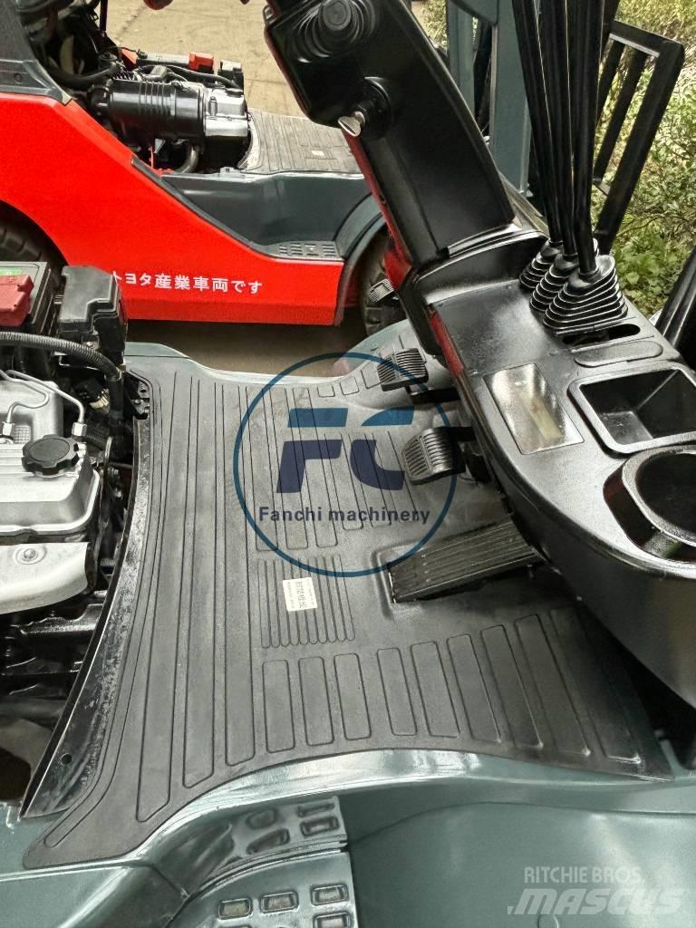 Toyota FDZN 30 Dizelski viličarji