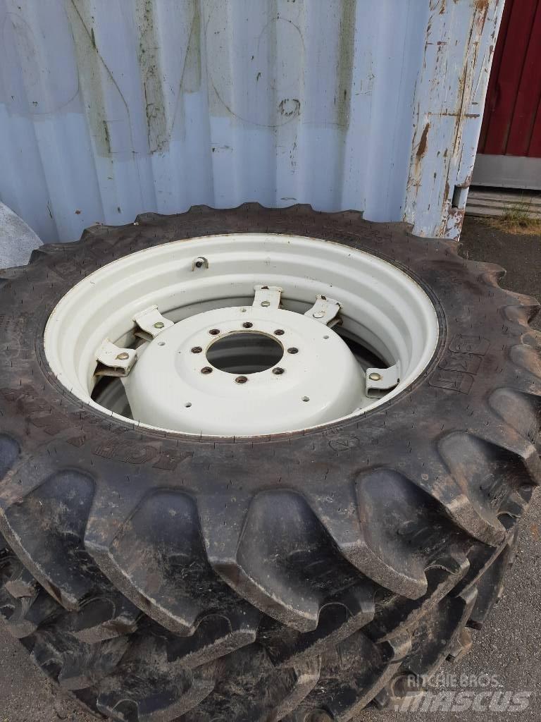BKT 380/85R34 Druga oprema za traktorje