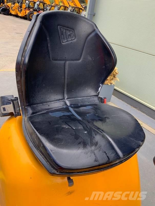 JCB 8008 CTS Mini bagri <7t
