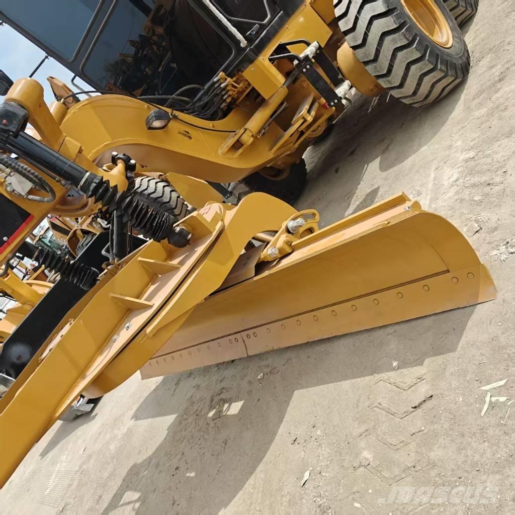 CAT 140 H Bagri goseničarji