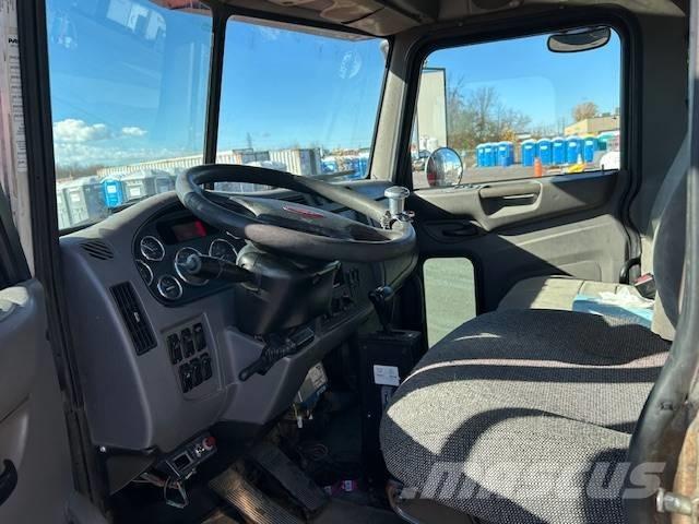 Peterbilt 337 Vakuumski tovornjaki