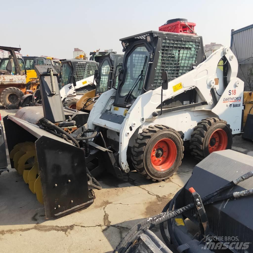 Bobcat S18 Skid steer mini nakladalci