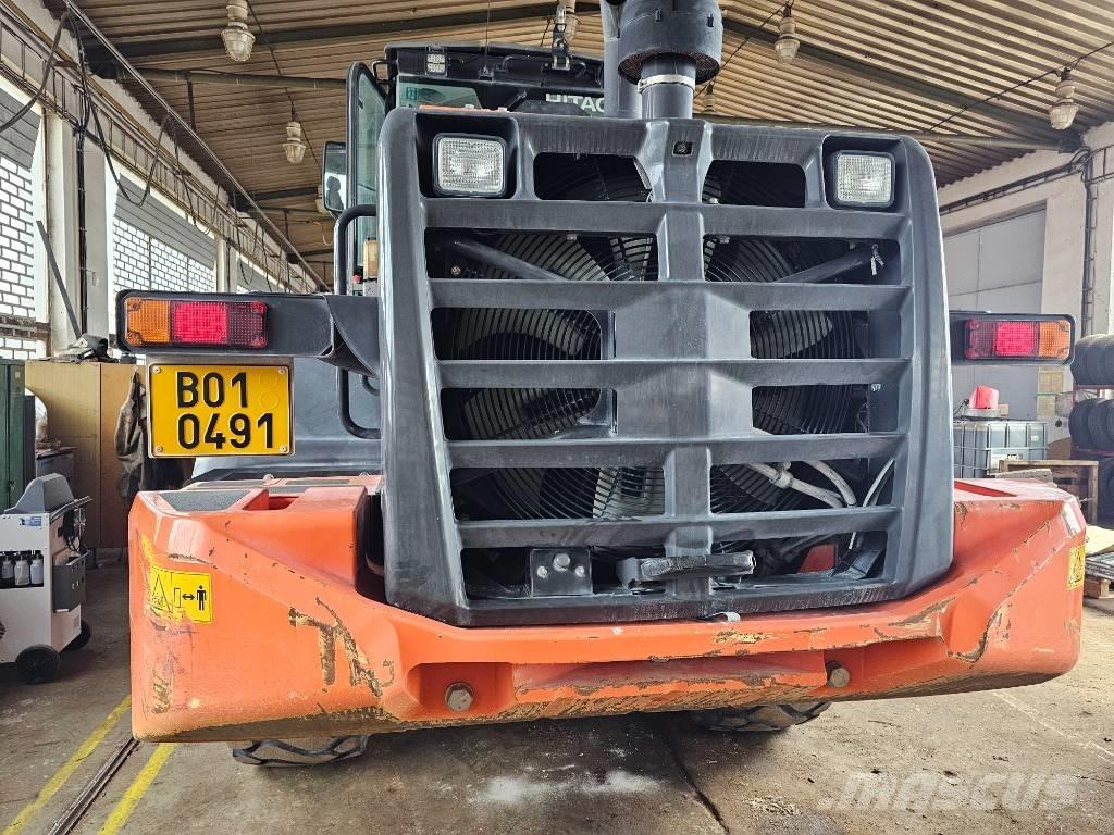 Hitachi ZW180-6 Kolesni nakladalci