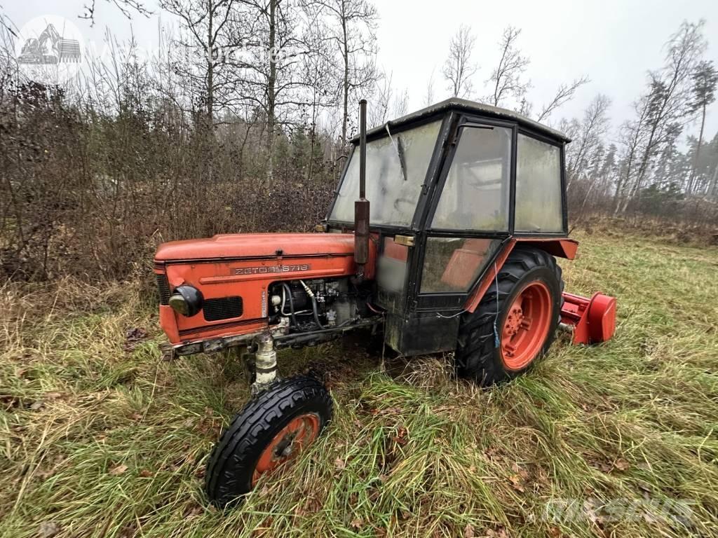 Zetor 6718 Traktorji