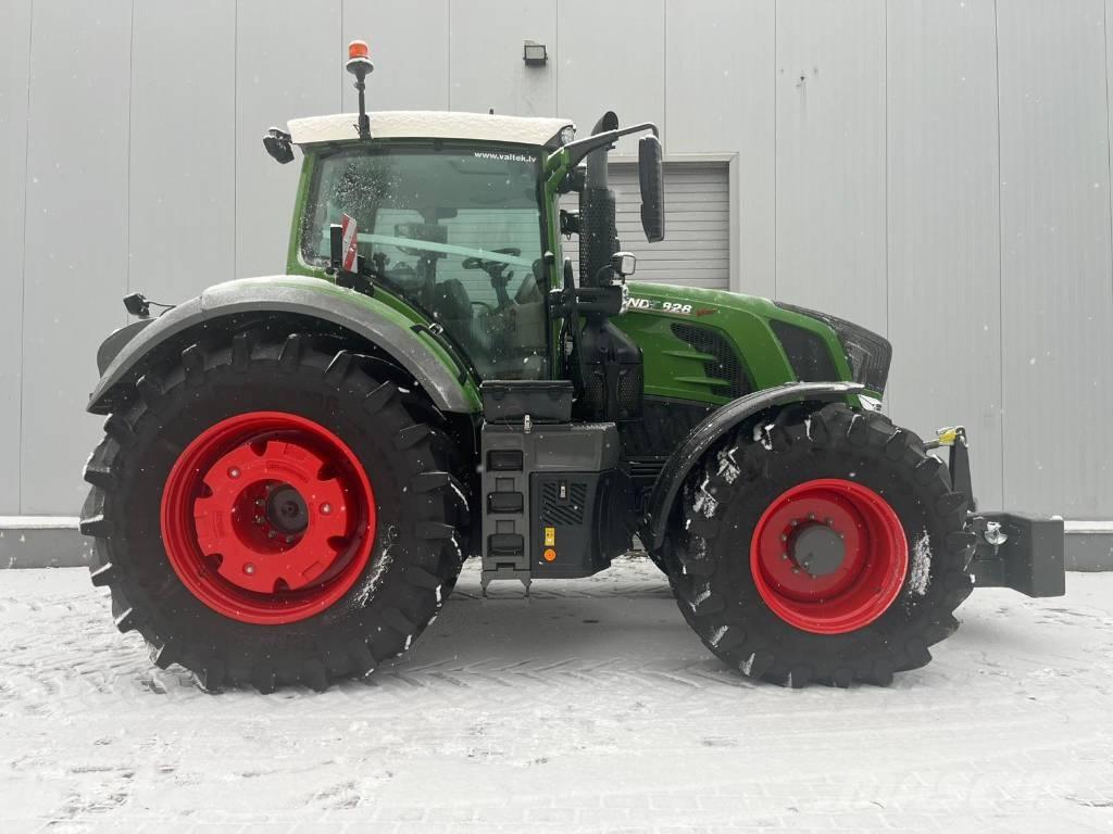 Fendt 828 Traktorji