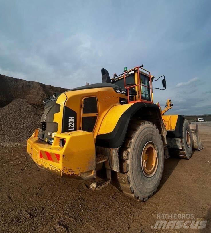 Volvo L 220 H Kolesni nakladalci