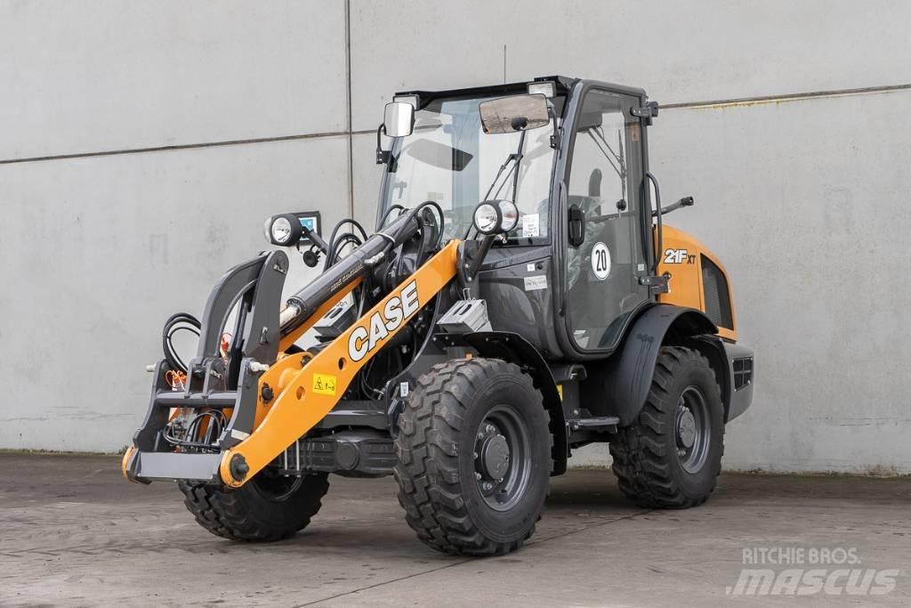 CASE 21 F XT Kolesni nakladalci