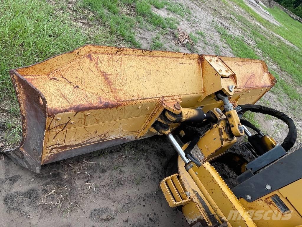 DEERE 450J LGP Buldožerji goseničarji