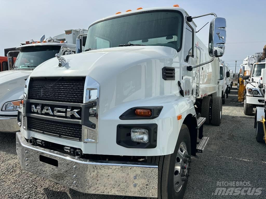 Mack MD7 Komunalni tovornjaki