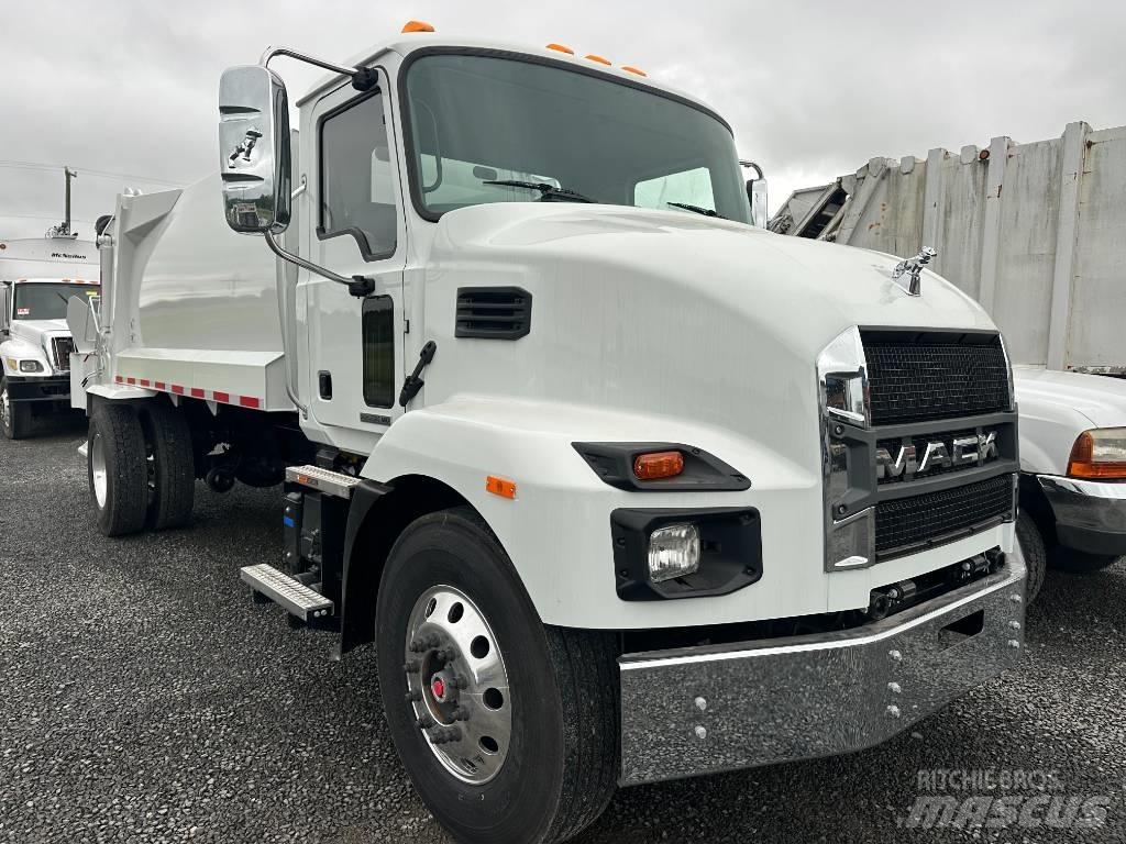 Mack MD7 Komunalni tovornjaki