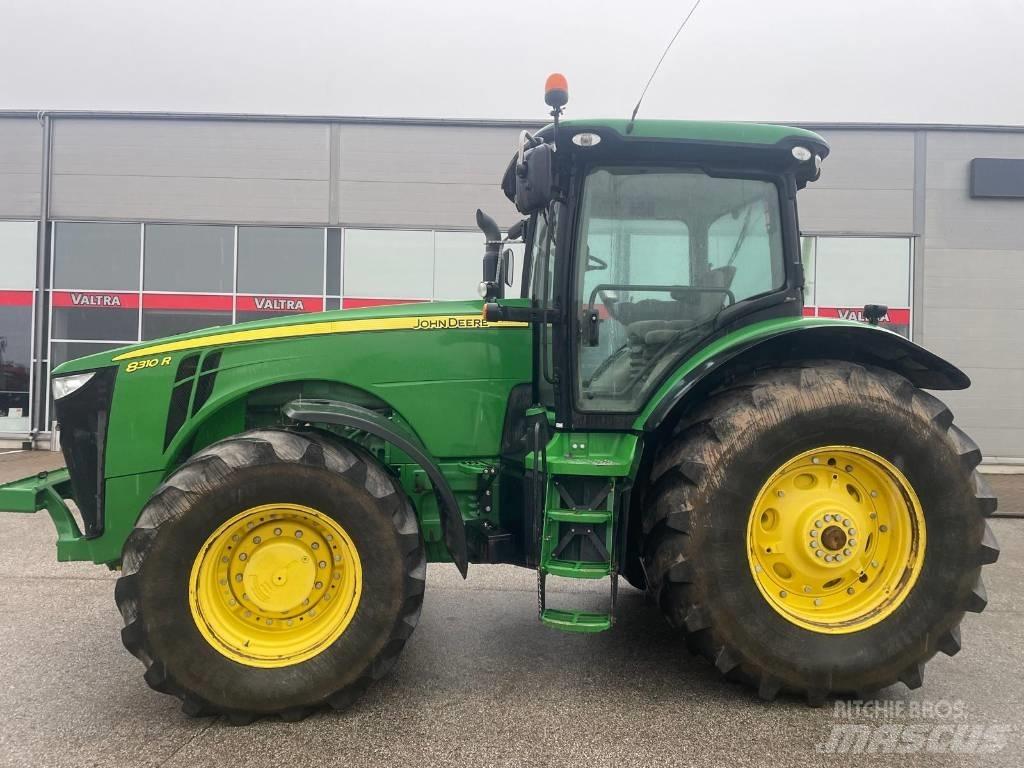 John Deere 8310 R Traktorji