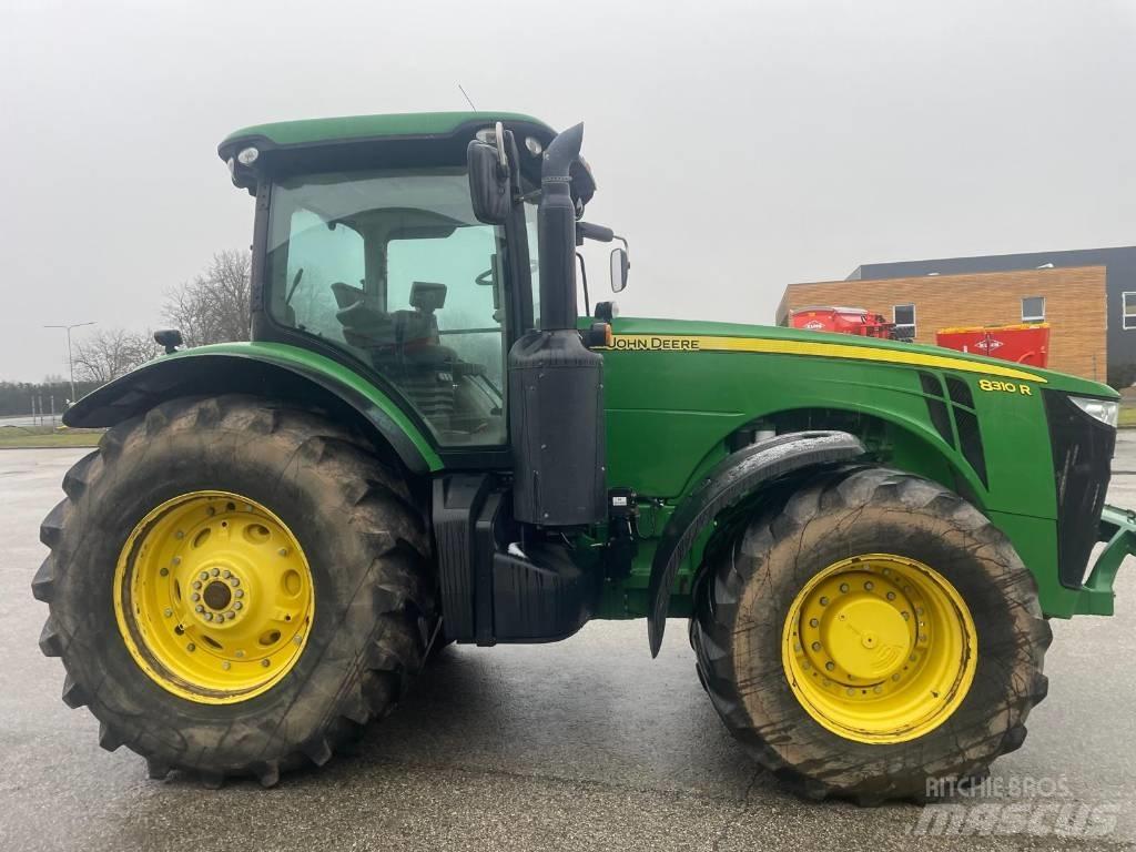 John Deere 8310 R Traktorji