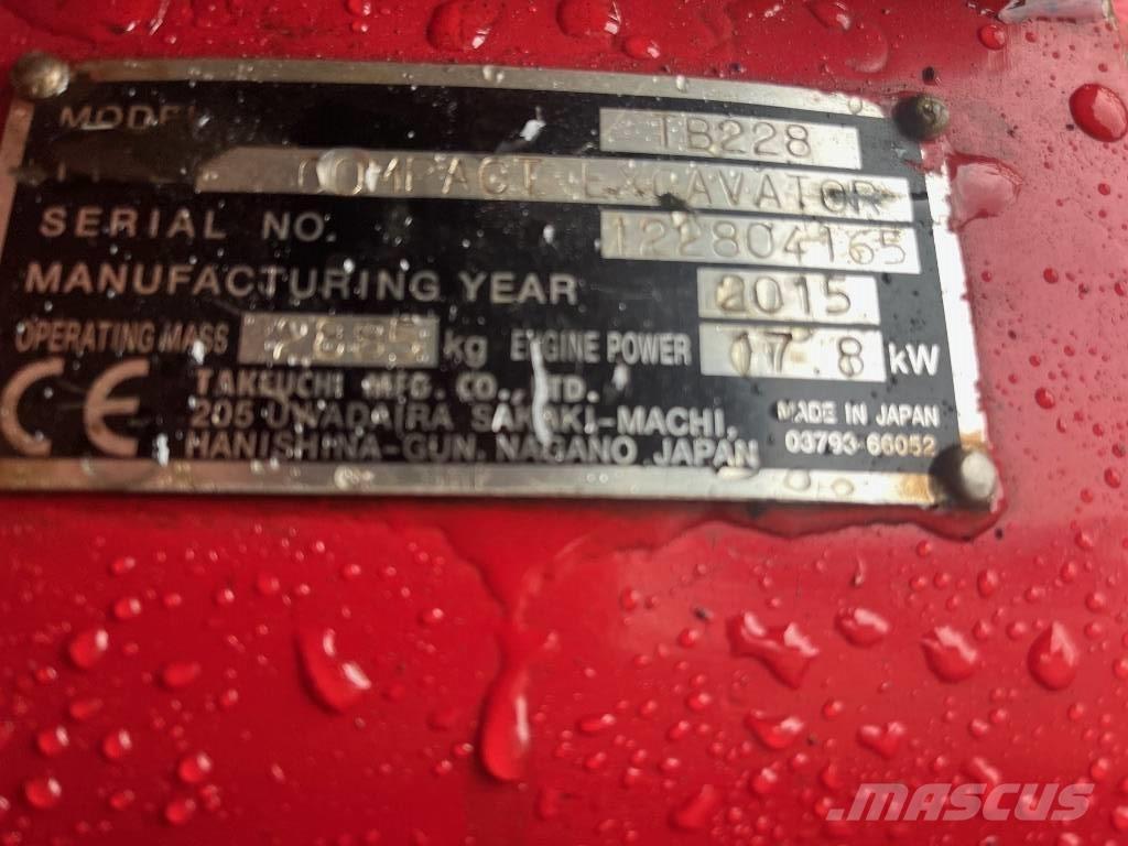 Takeuchi TB 228 Mini bagri <7t