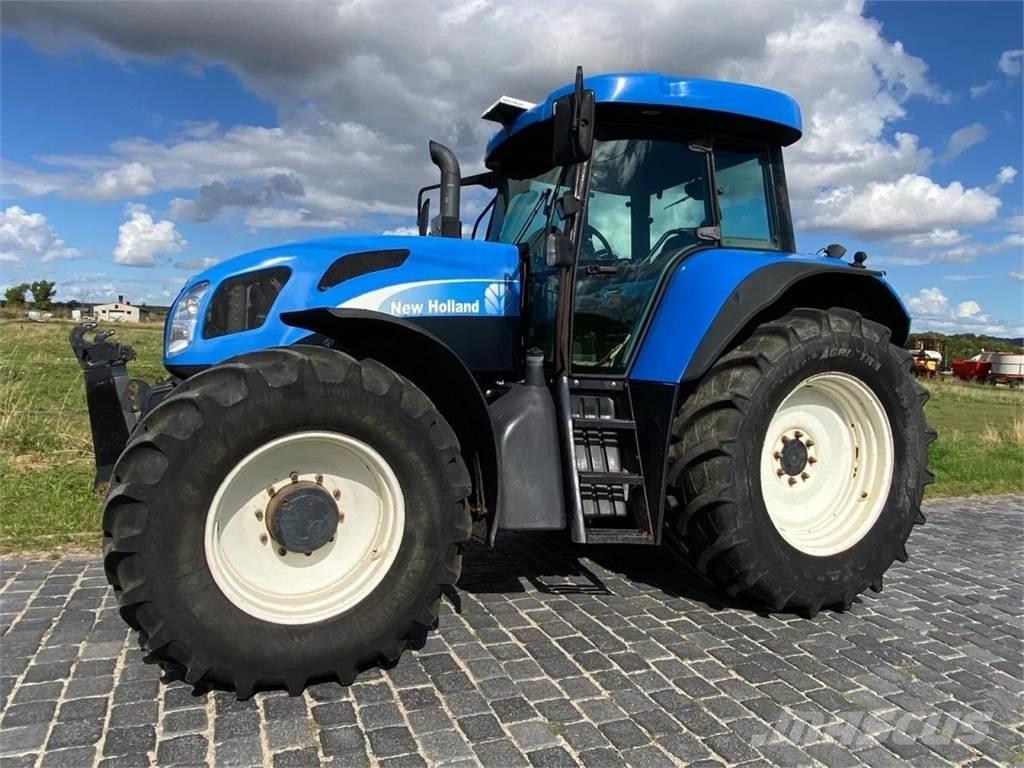 New Holland T 7055 Traktorji