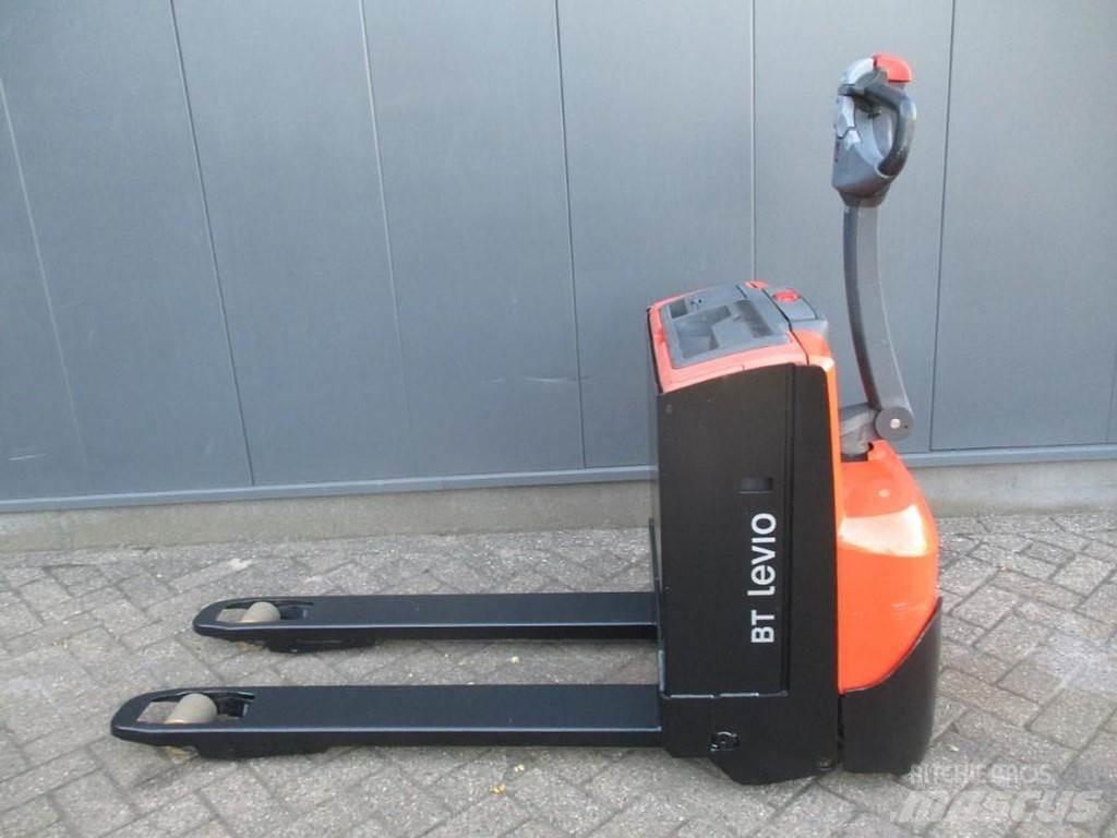 BT LWE 160 Električni nizko dvižni viličar