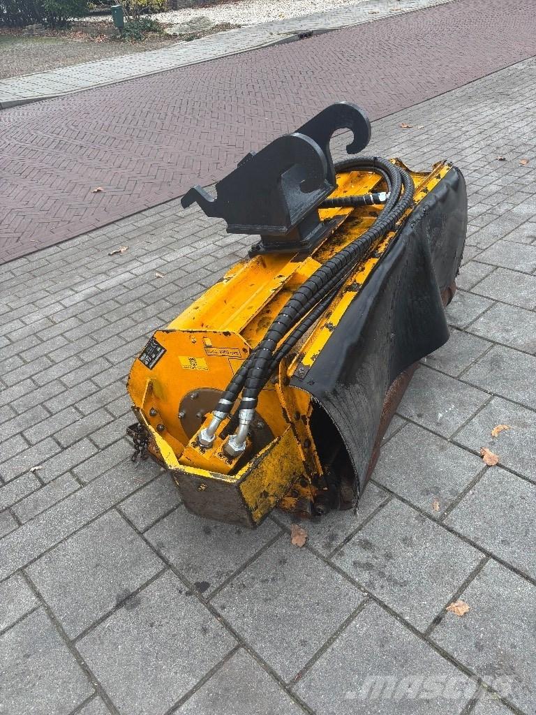 Herder Kmu 130 Obrezovalniki žive meje