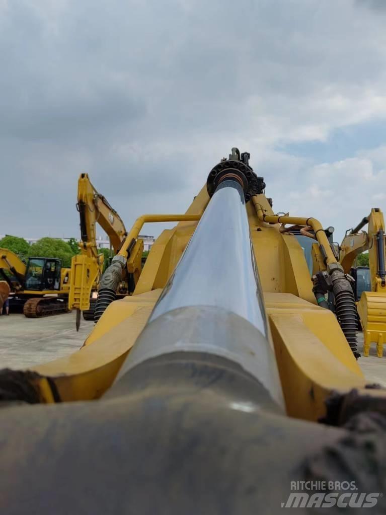 CAT 330 Bagri goseničarji