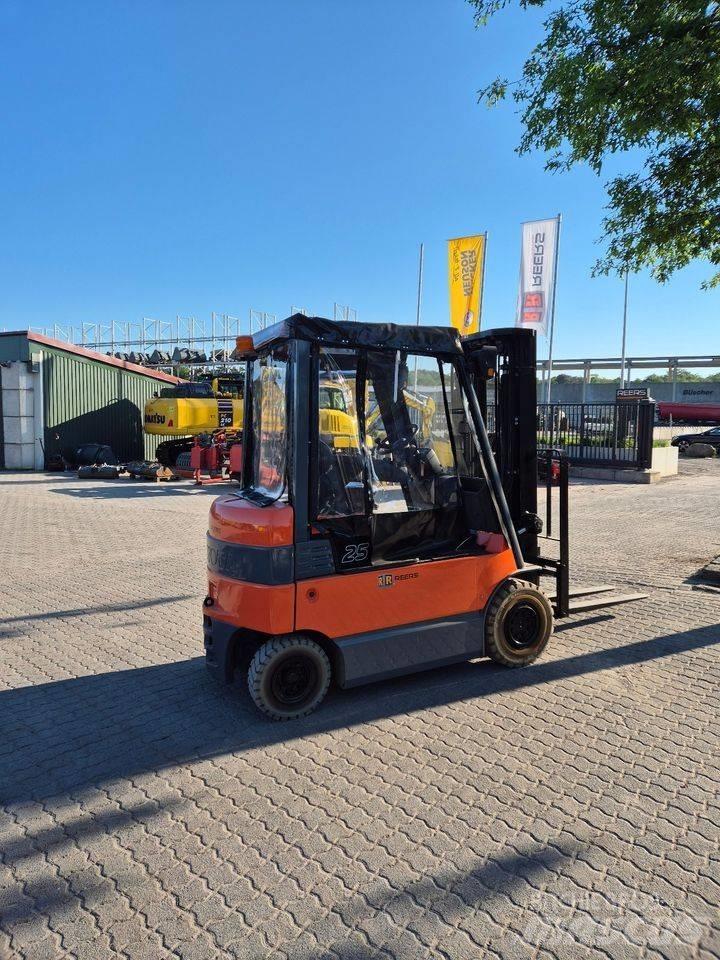 Toyota 7 FB MF 25 Gradbeništvo - drugo