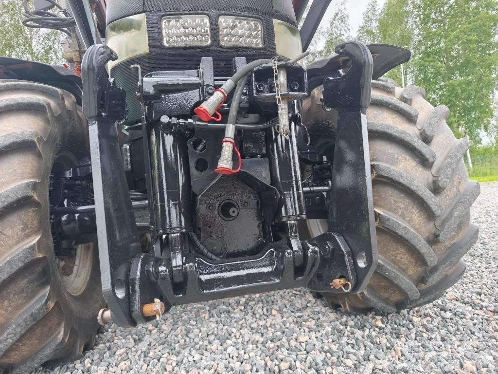 Case IH Puma 225 CVX Traktorji