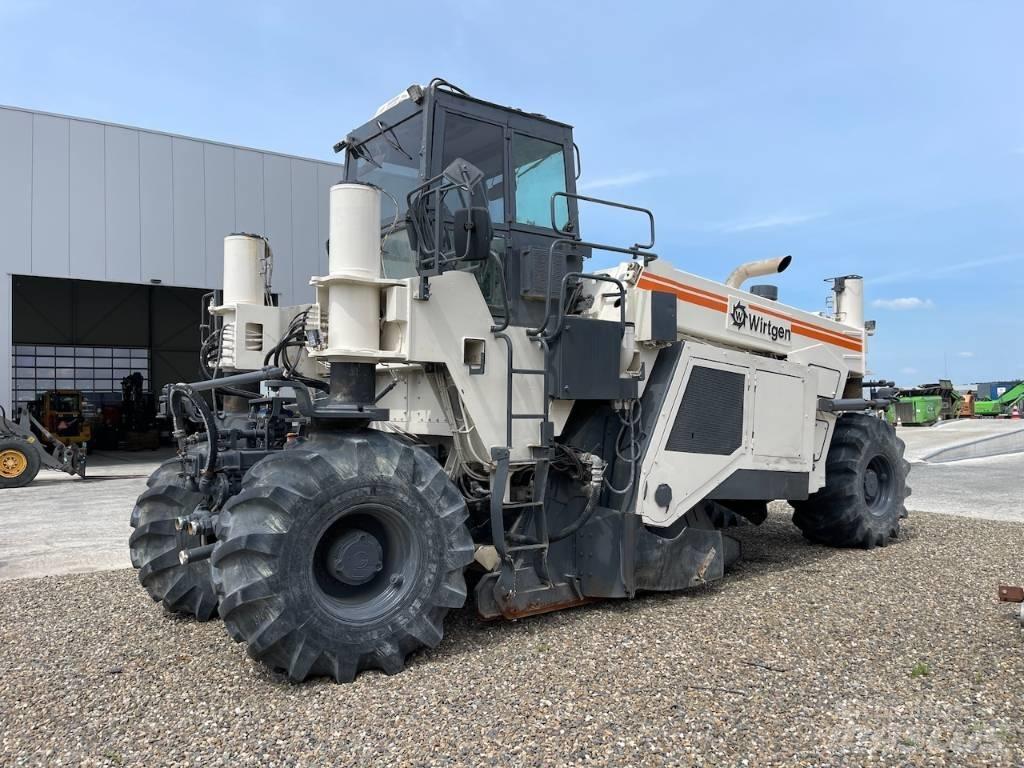 Wirtgen WR2500 Stroji za recikliranje asfalta