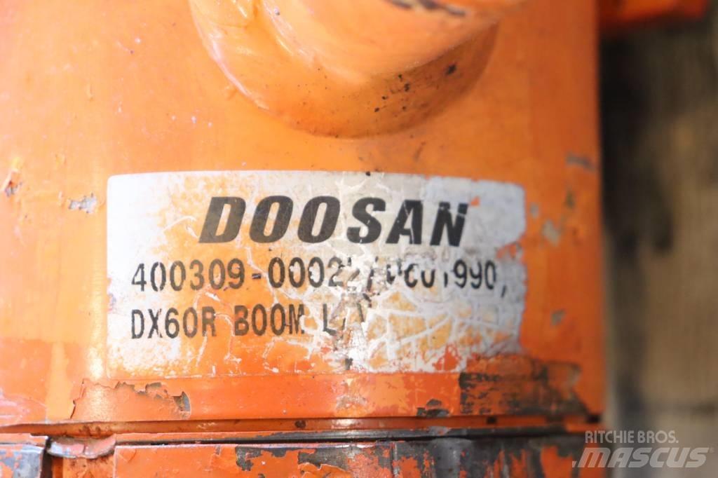 Doosan DX 60 R Mini bagri <7t