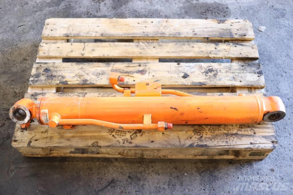 Doosan DX 60 R Mini bagri <7t