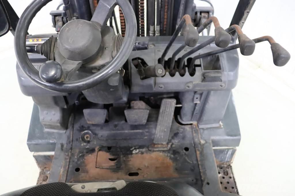 Nissan U1D2A20LQ Plinski viličarji