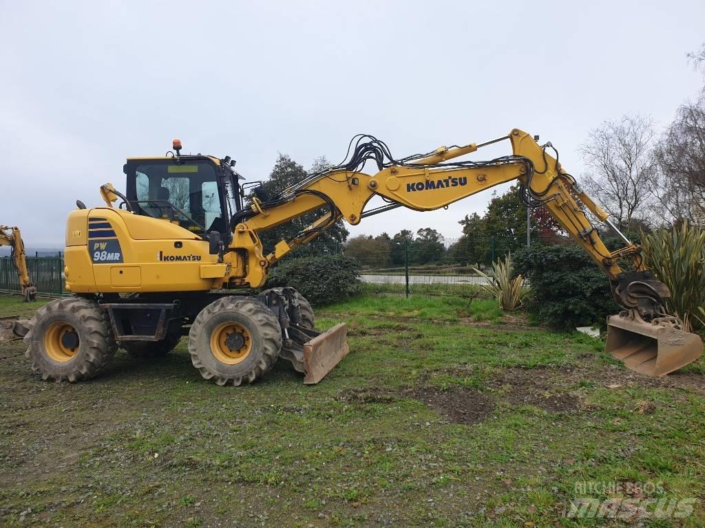 Komatsu PW98MR-10 Bagri na kolesih