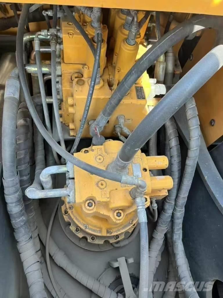 Hyundai 215VS Bagri goseničarji