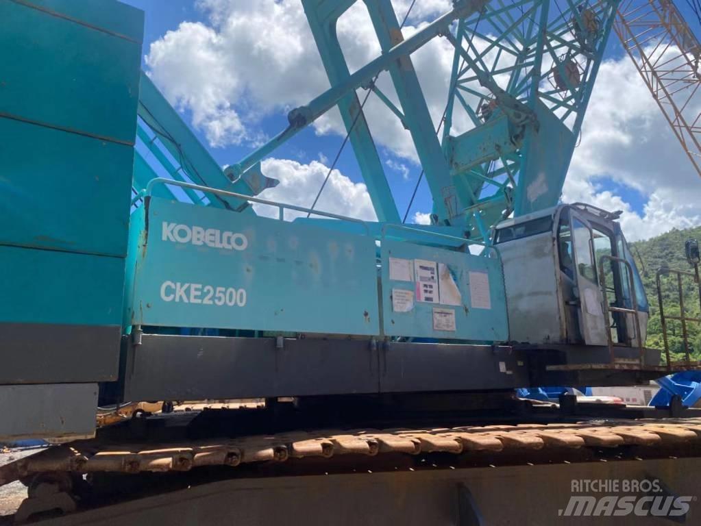 Kobelco CKE 2500 Dvigala na gosenicah