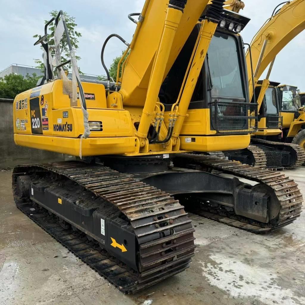 Komatsu PC 220-8 Bagri goseničarji