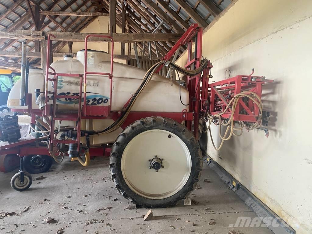 Bargam Elios 2200 Vlečne škropilnice