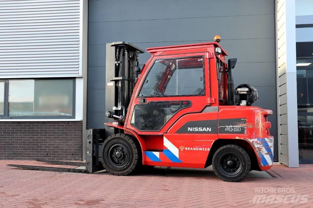 Nissan J1F4A45LY Plinski viličarji