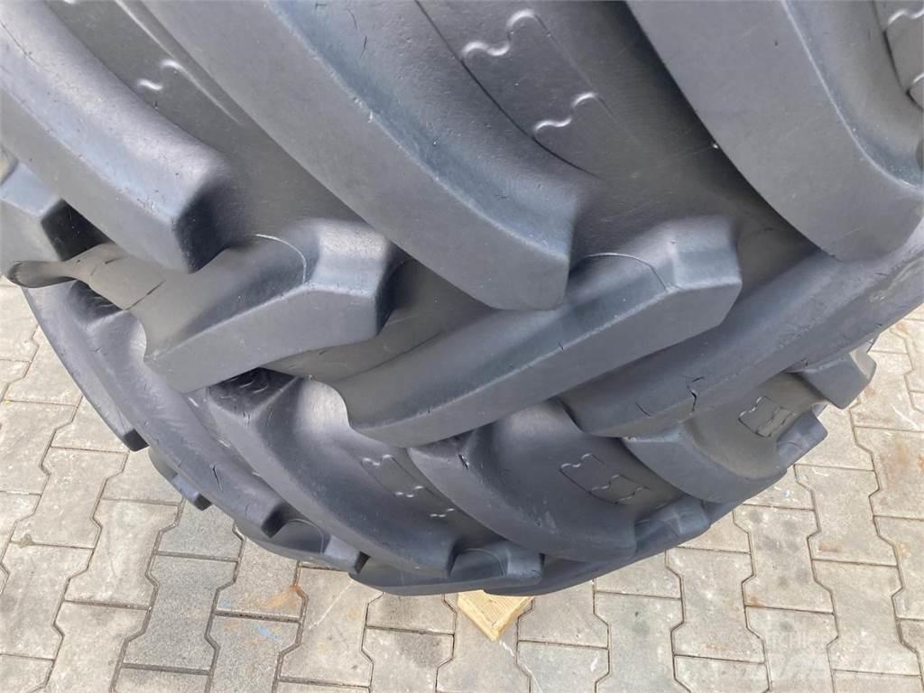 BKT 600/65R30 Gume, kolesa in platišča
