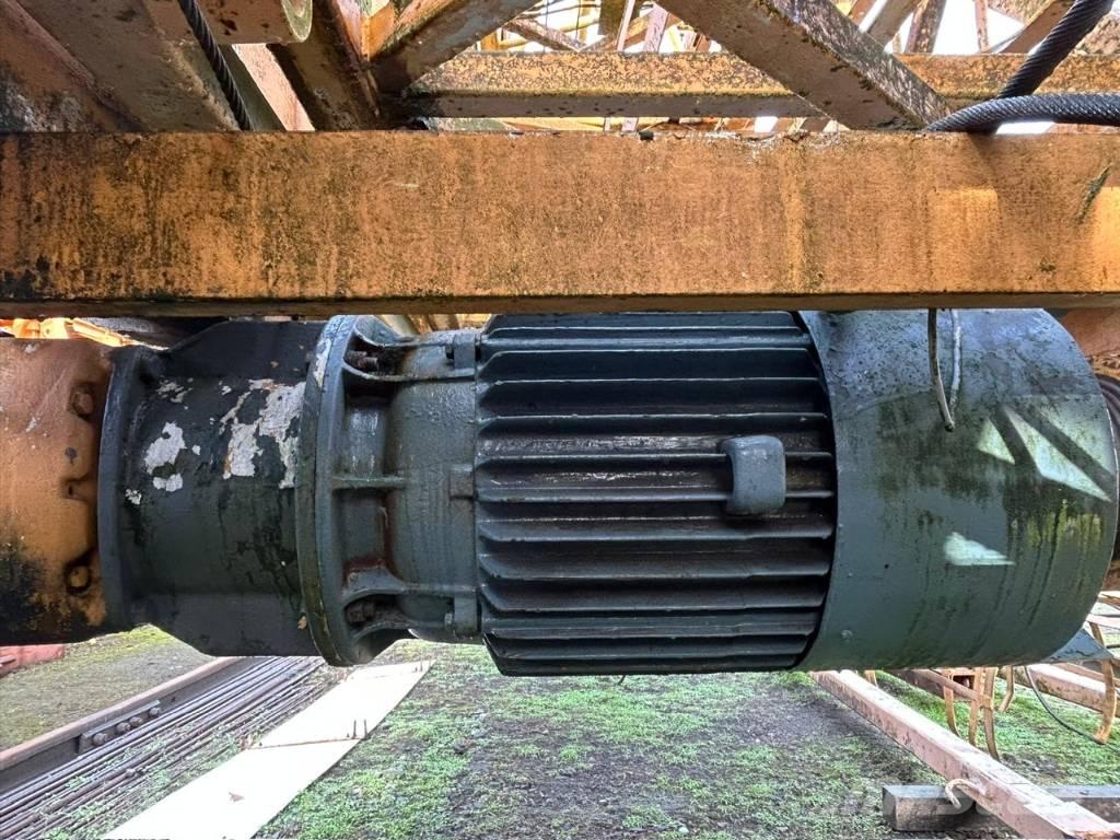 Liebherr 88 K Rezervni deli in oprema za dvigala