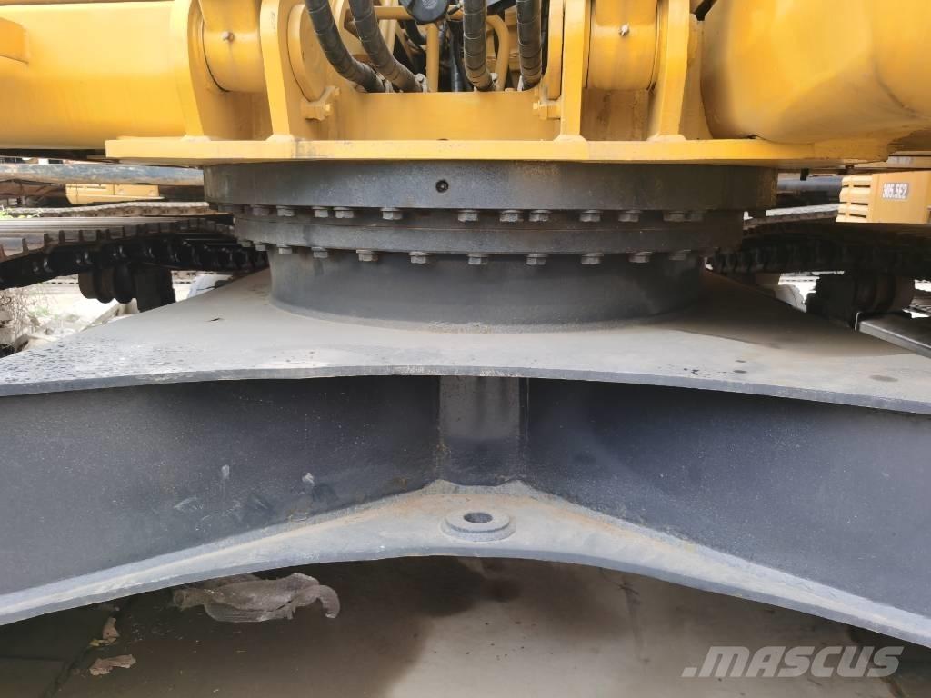 Komatsu PC 220-7 Bagri goseničarji
